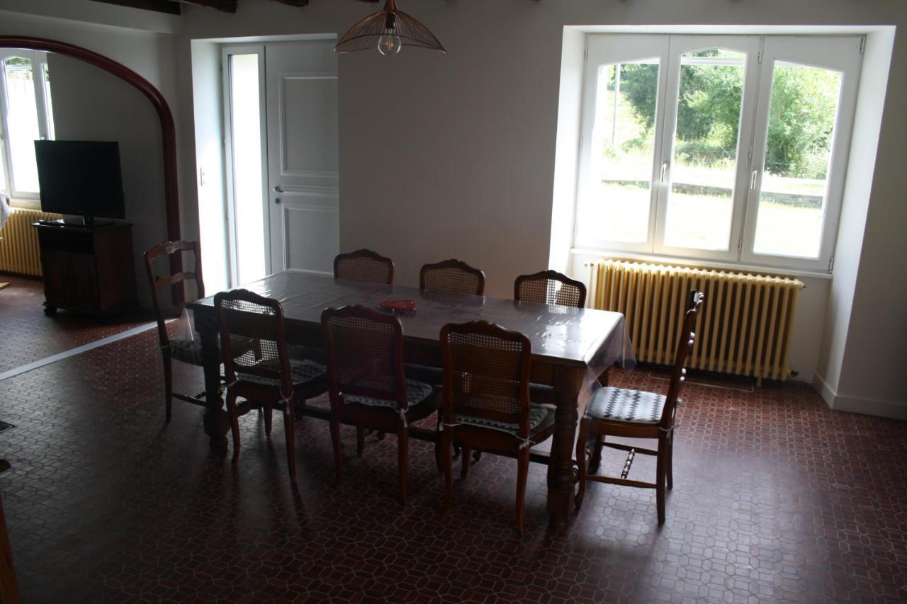Gite Du Courtil Aux Fees Saint-Laurent-sur-Oust Екстер'єр фото